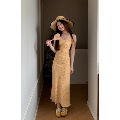 柔法式黄色碎花显瘦吊带连衣裙夏