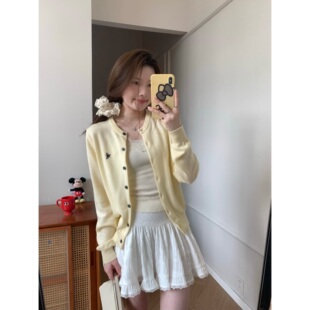 Viiwen 氧气少女感 奶油黄嫩嫩韩系字母刺绣长袖针织开衫春季外套