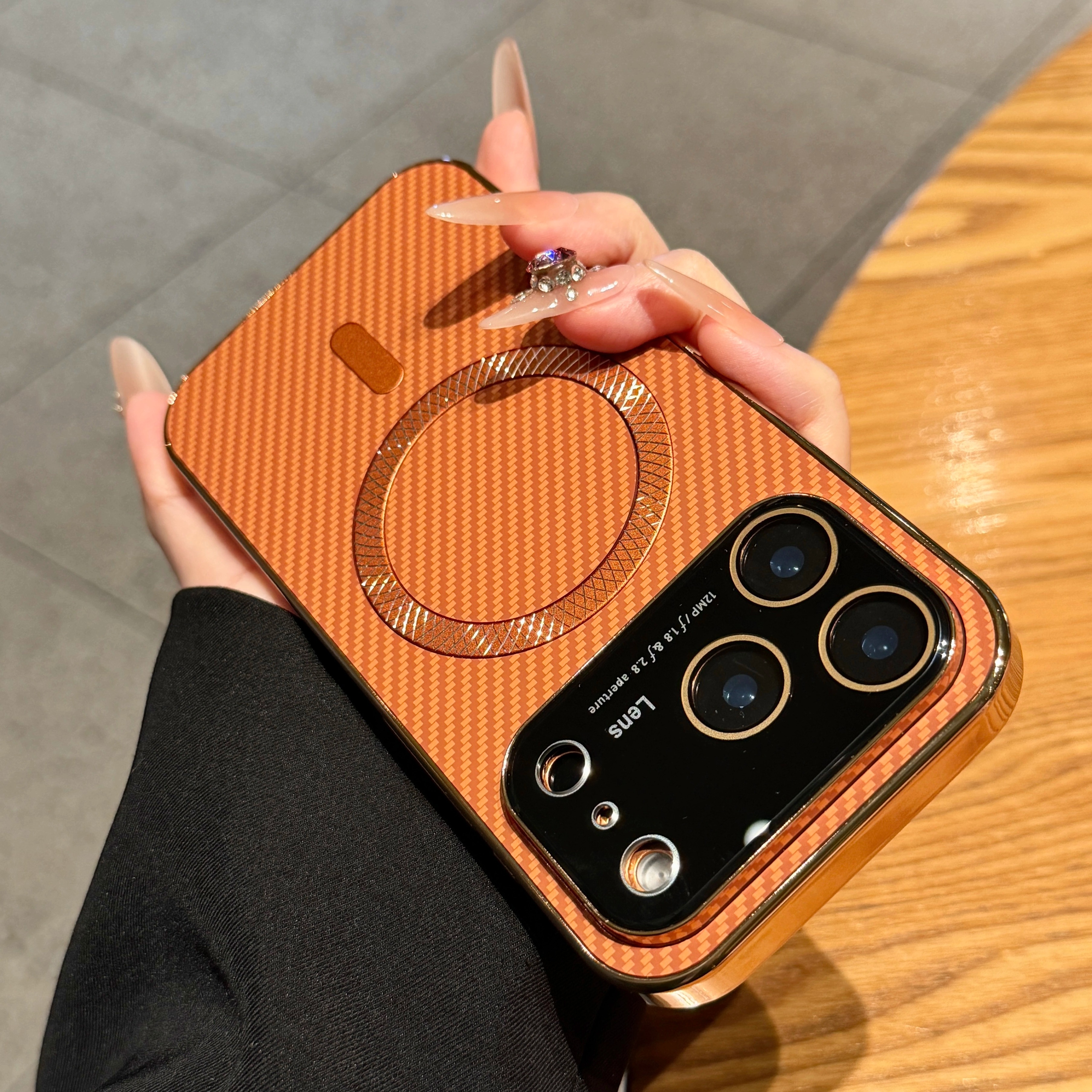 适用苹果17promax手机壳新款17pro碳纤维纹星宇橙16保护套带镜头膜15全包防摔air超火爆款14高级感男女13磁吸