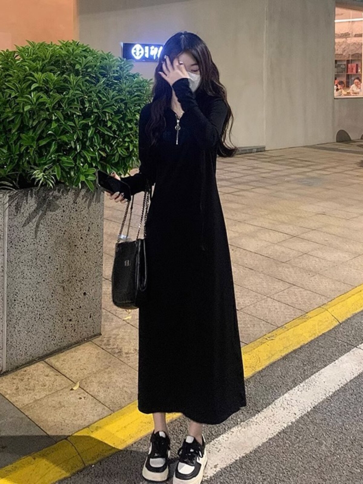 大码法式针织连帽长袖卫衣连衣裙女秋季胖mm气质显瘦黑色打底长裙