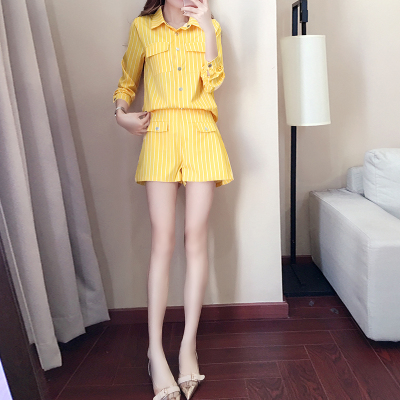 2018新款女装春装潮春季条纹衬衫上衣短裤两件套洋气港味套装女