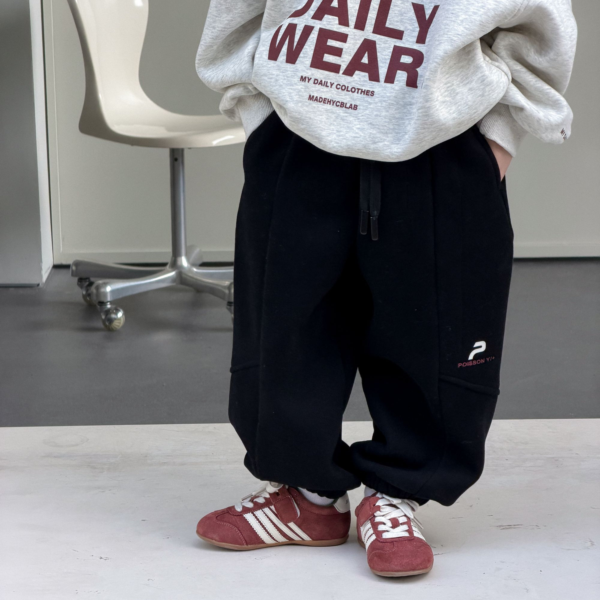 58元包邮 冬季新款儿童加绒加厚卫裤男女童束脚保暖长裤潮