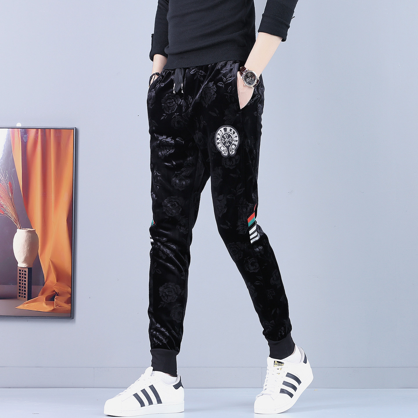 2025新款高端金丝绒男裤潮牌刺绣男士休闲裤韩版修身弹力束脚卫裤