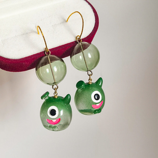 原创手作搞怪绿色幽灵万圣节耳环少女古怪可爱玻璃耳钉独特饰品IN