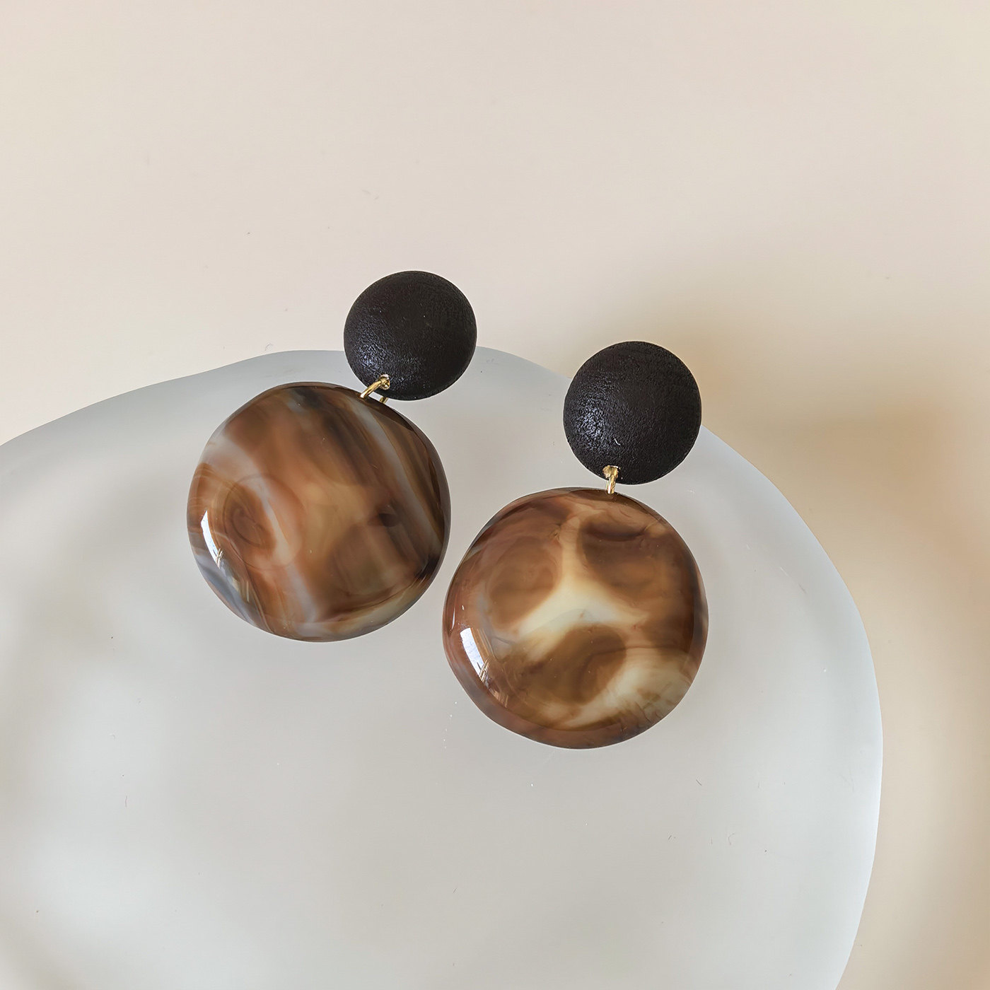 可可拿铁晕染树脂不规则圆圈耳环女复古法式生物瓷耳钉防过敏耳夹,饰品/流行首饰/时尚饰品新,耳环,淘宝优惠券,粉丝福利购,淘宝优惠卷