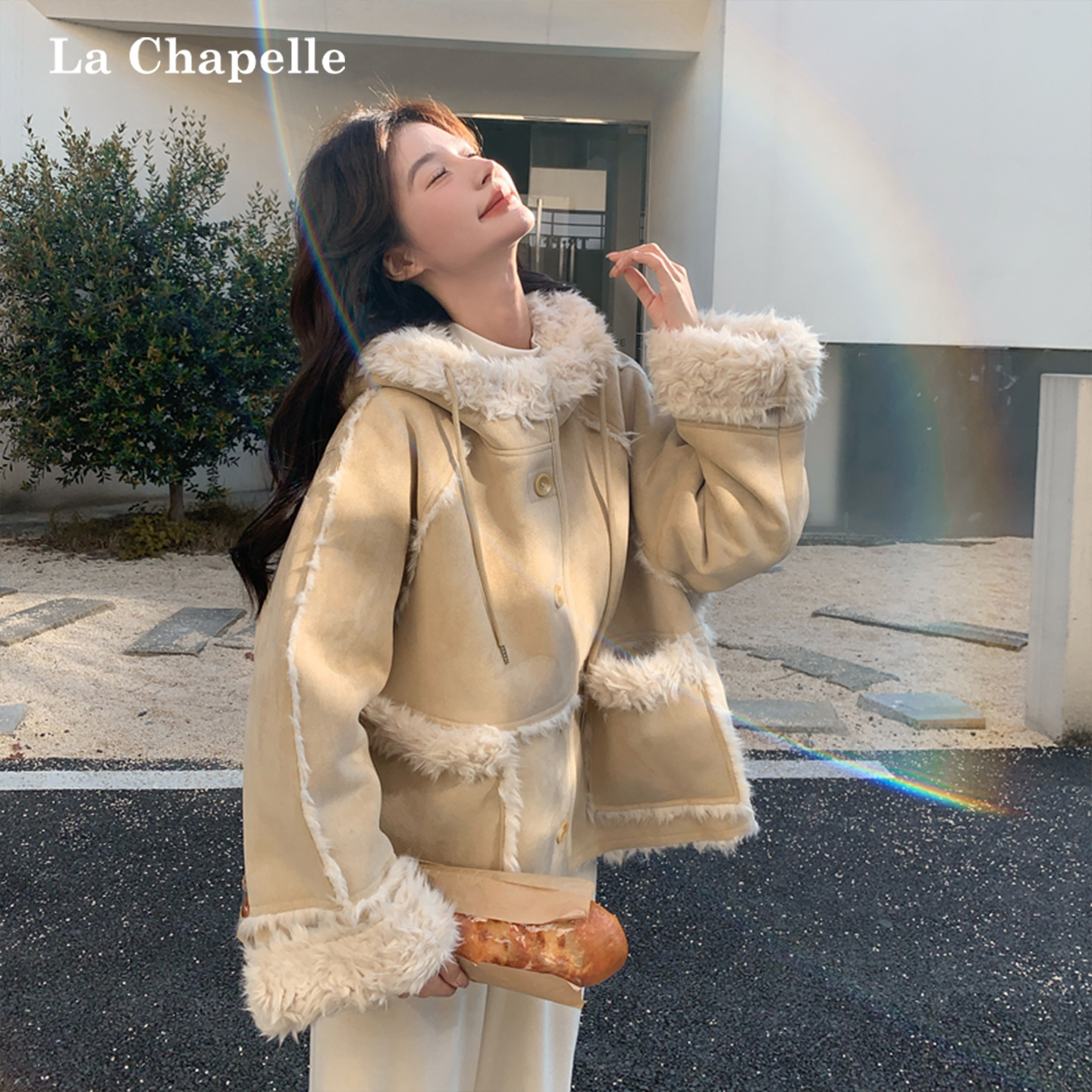 卡其色连帽仿皮草羊羔毛绒外套女