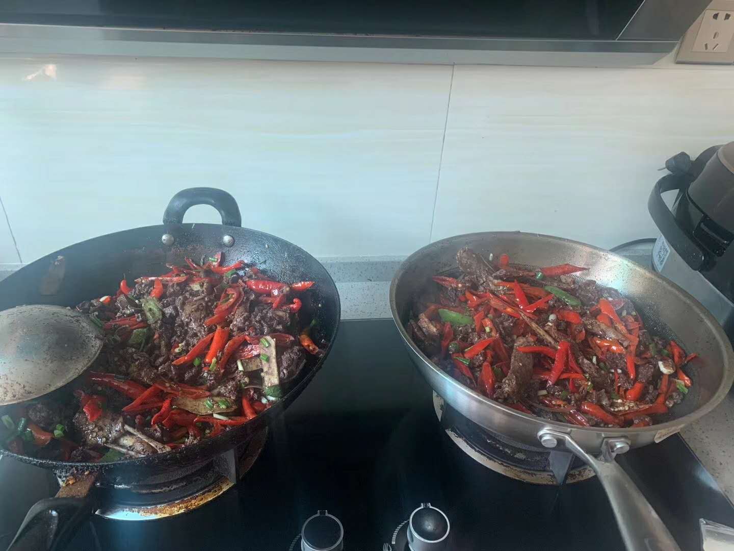 湖南新宁崀山特产正宗乡里血酱鸭整只酱血鸭土鸭血桨鸭顺丰包邮