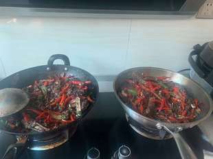 湖南新宁崀山特产正宗乡里血酱鸭整只酱血鸭土鸭血桨鸭顺丰包邮