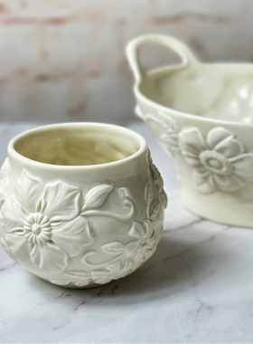 外贸出口陶瓷手绘浮雕圣诞烛台磨砂面小花瓶摆件家居装饰品