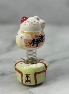 招财猫陶瓷摆件网红汽车摆件卡通创意车内中控台装饰品