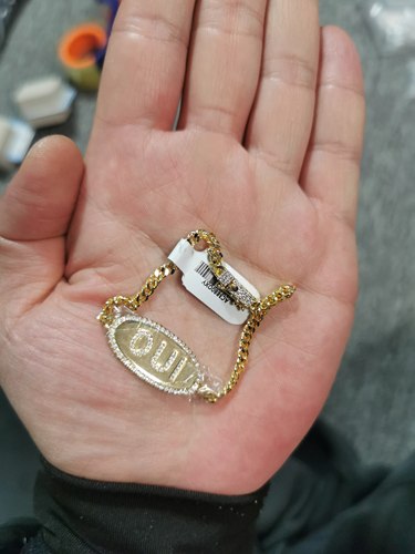 Ap金色满钻字母手链