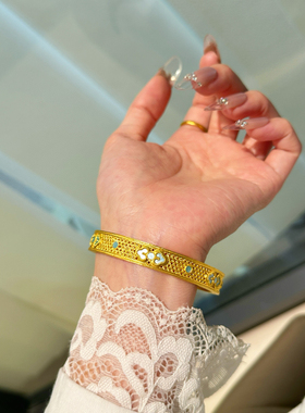 新品上新翡翠手镯一镯藏天下 翡翠的温润邂逅金的璀璨金重59.65g