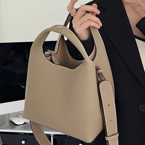 jpj头层牛皮菜篮子包水桶包百搭