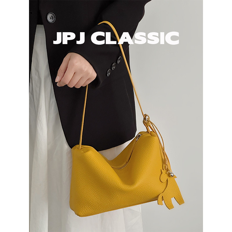 jpjclassic早春新款头层牛皮枕头包女单肩斜挎软包城市风通勤包