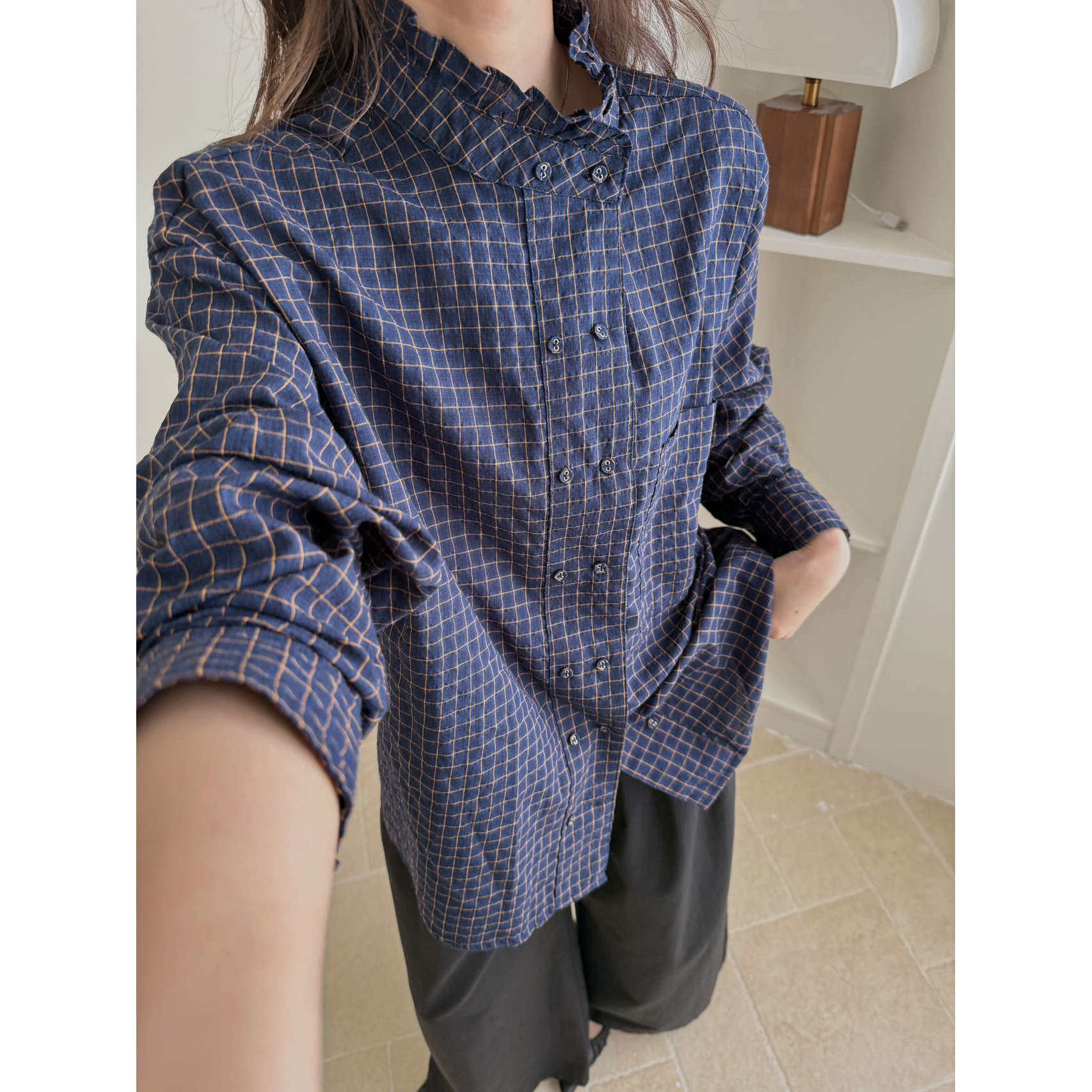 2026春季新款英伦风蓝色格子衬衫女长袖宽松休闲通勤上衣高级感潮