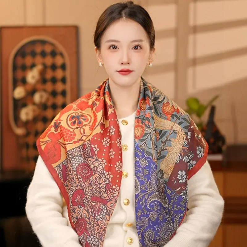 复古民族风大方巾女轻奢高级感百搭披肩春秋季妈妈款气质护颈围巾
