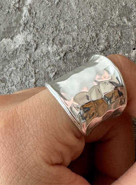 LONSLAN金属水波纹宽面戒指