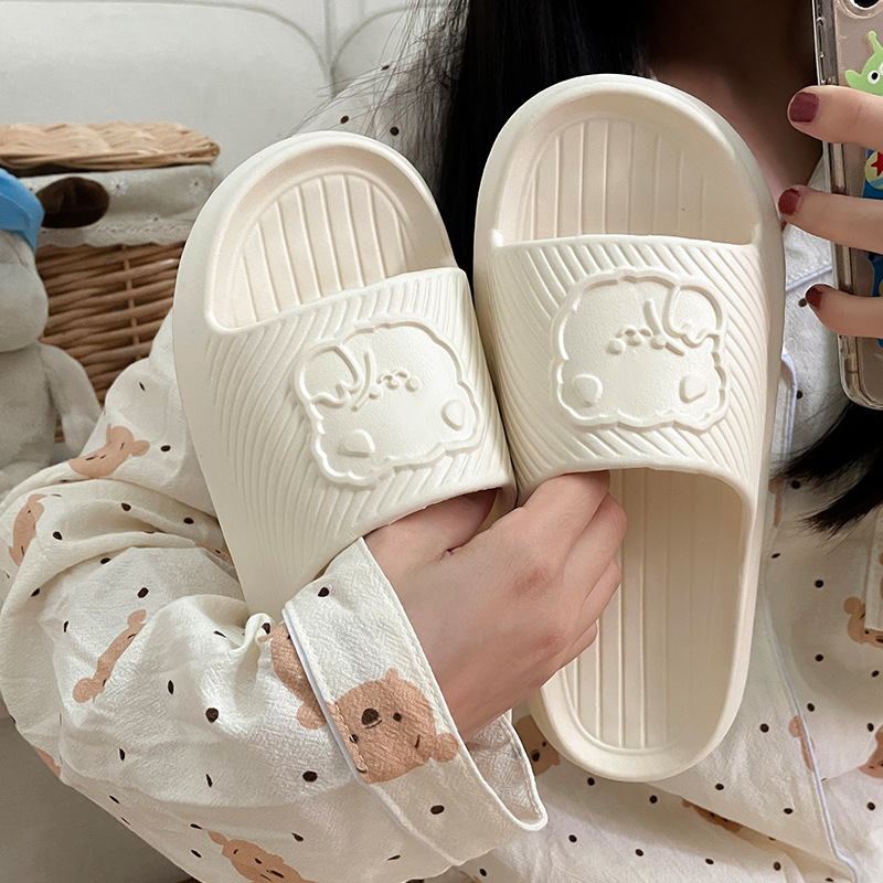 新款夏季居家情侣防滑踩屎感拖鞋
