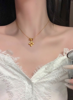 金色闪锆镂空四叶草吊坠项链女