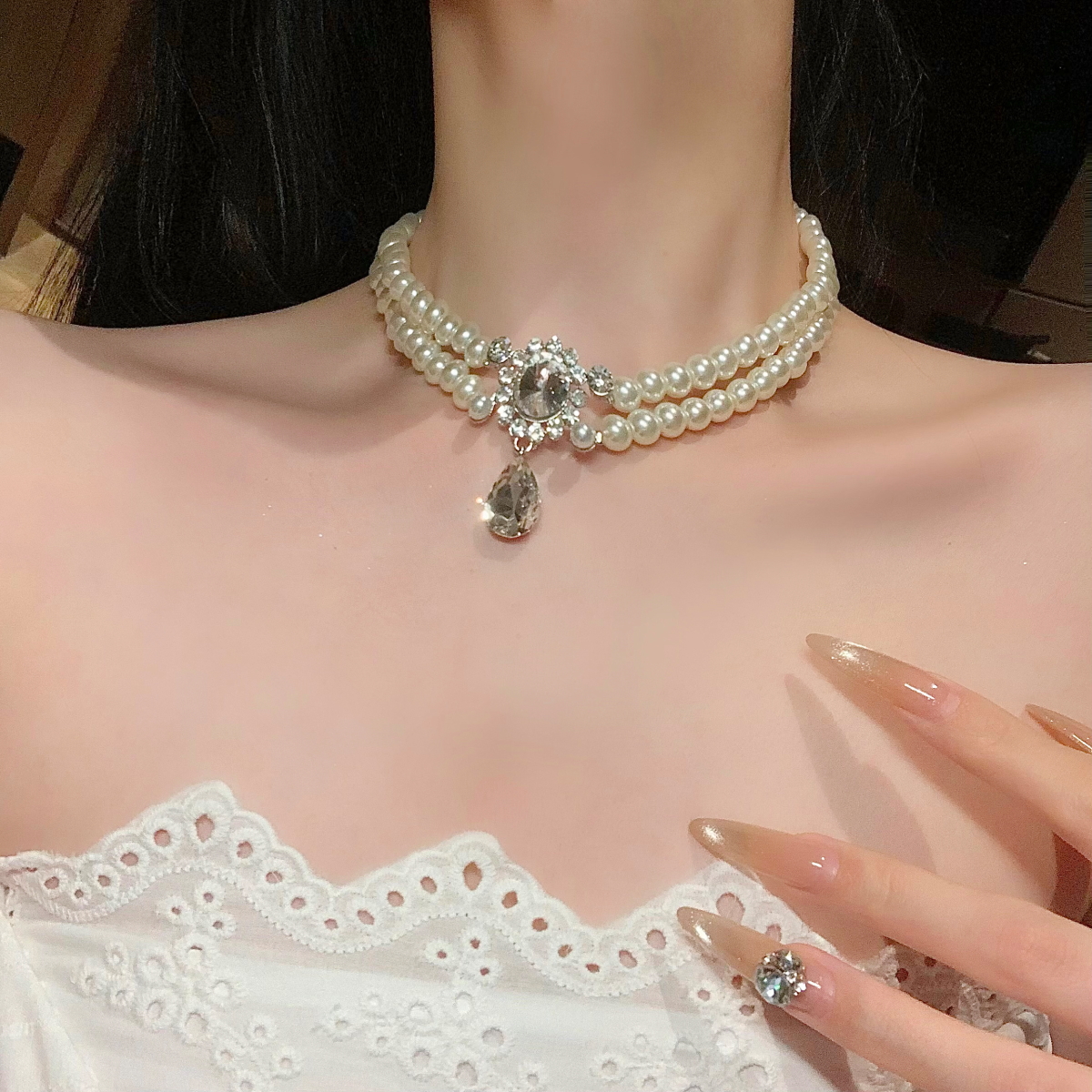 在逃公主珍珠项链2025爆款女款轻奢高级感双层颈链夸张锁骨链配饰