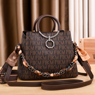 广州三元里皮具真皮包包女包狮岭河北保定白沟2025新款时尚水桶包