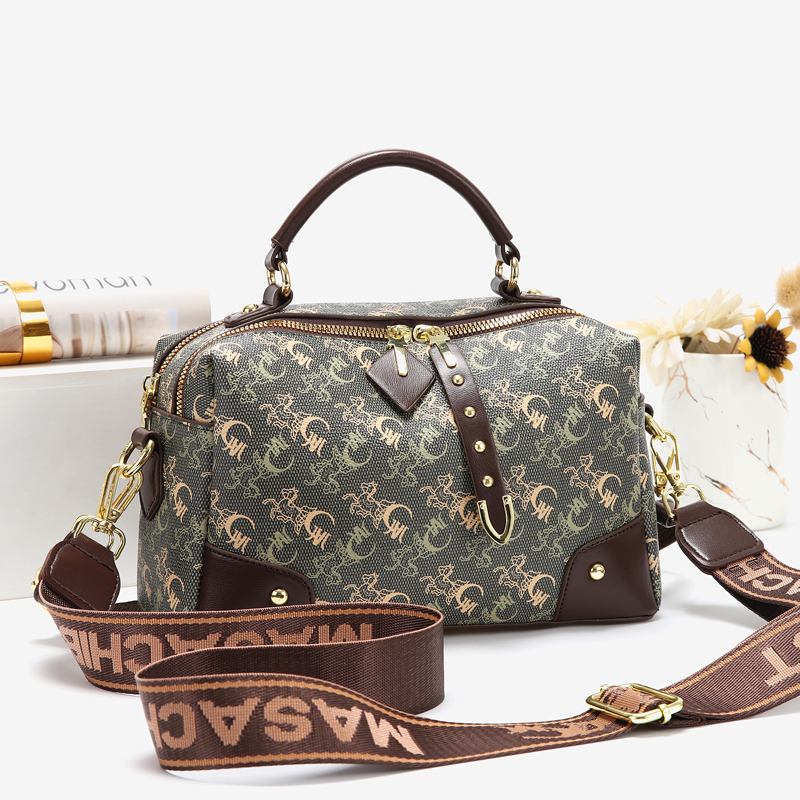 狮岭包包2025原产地工厂店新款白沟女软皮手提高级感斜挎包小方包