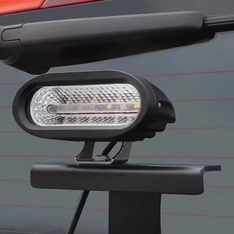 坦克300BJ40红白双色高位刹车灯