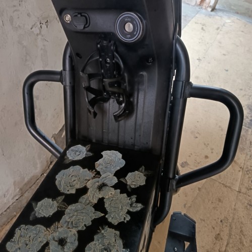 适配小牛u+b奇迹牛N8格士铃ub前护杠铝合金通用防撞杠配件直上