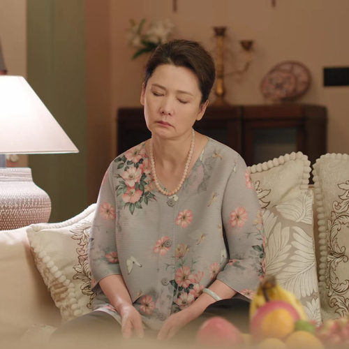 复古短款印花外套妈妈装
