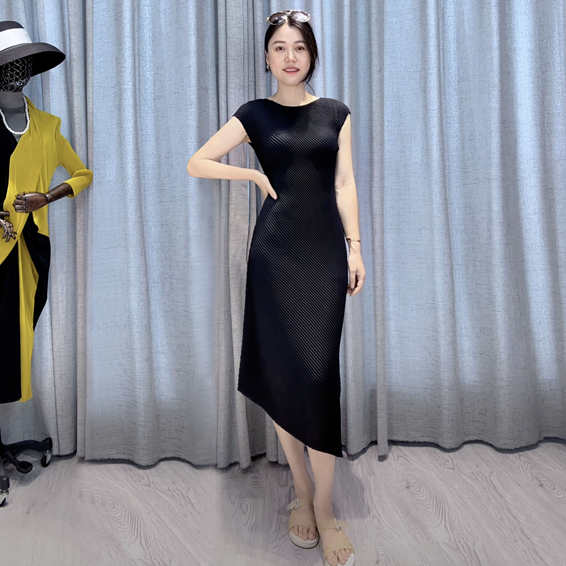 通勤直筒裙纯色鱼鳞褶长裙