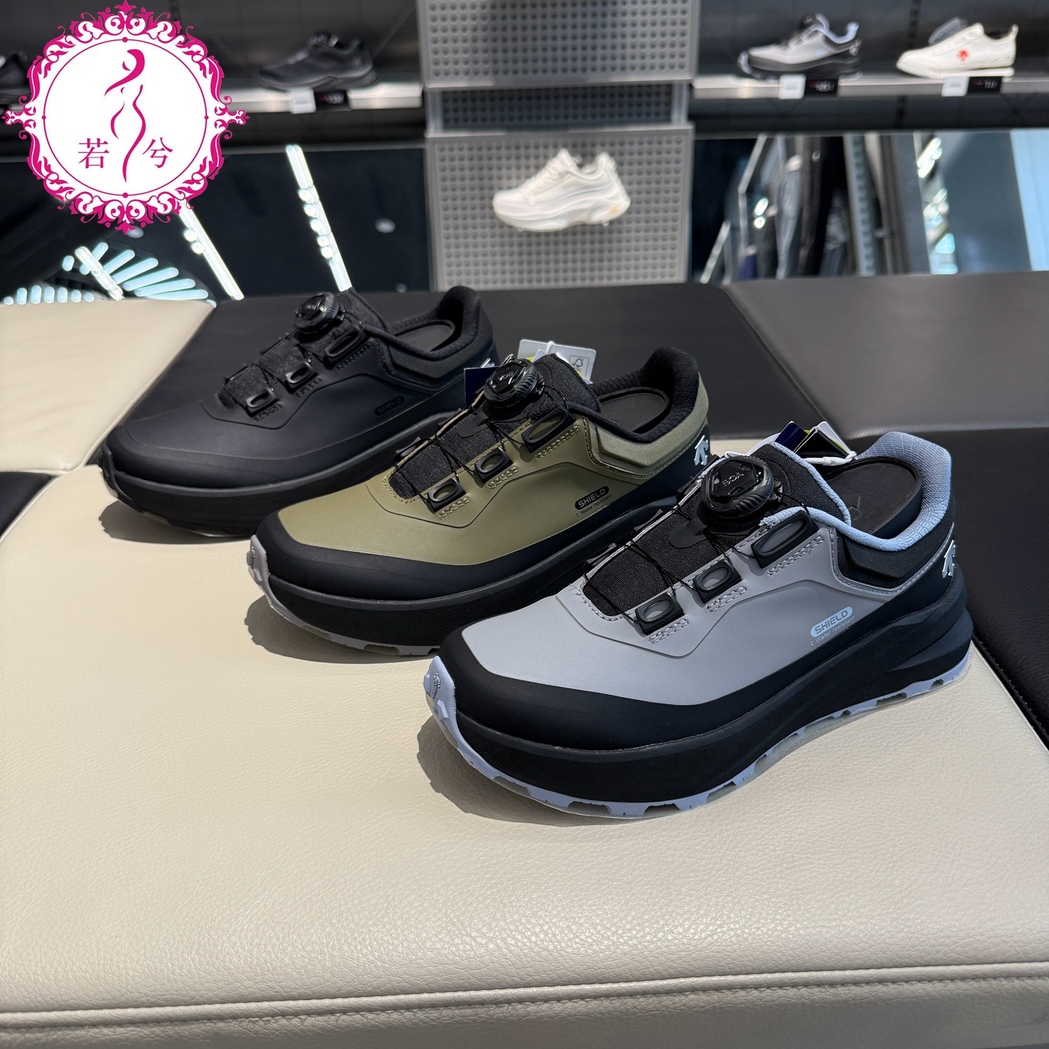 DESCENTE迪桑特秋冬女士防泼水运动休闲跑鞋D4432LSN19