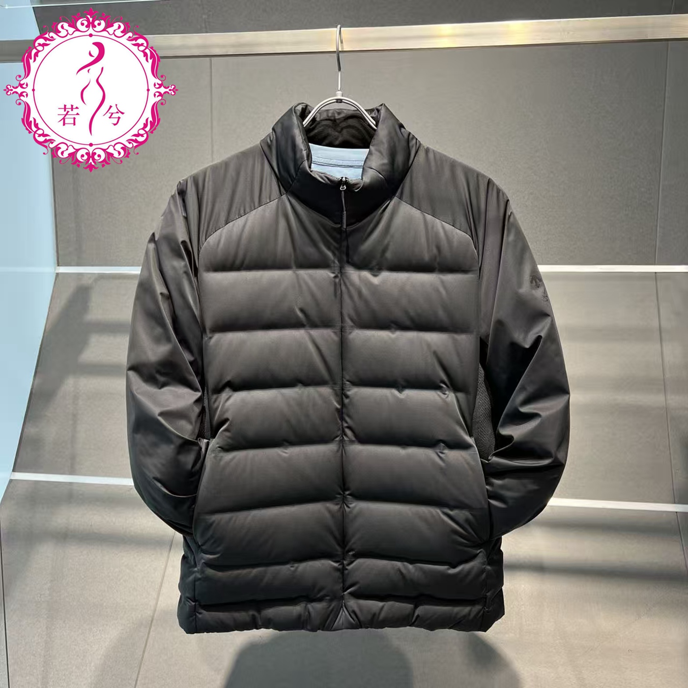 DESCENTE迪桑特2025冬季男士都市通勤防泼水轻薄羽绒服D5431DDJ80