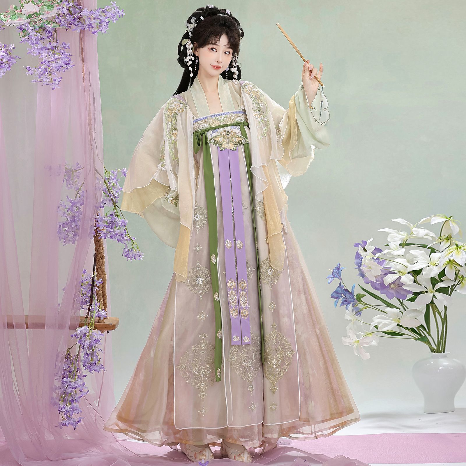 原创汉服女唐制绣花齐胸襦裙斗篷