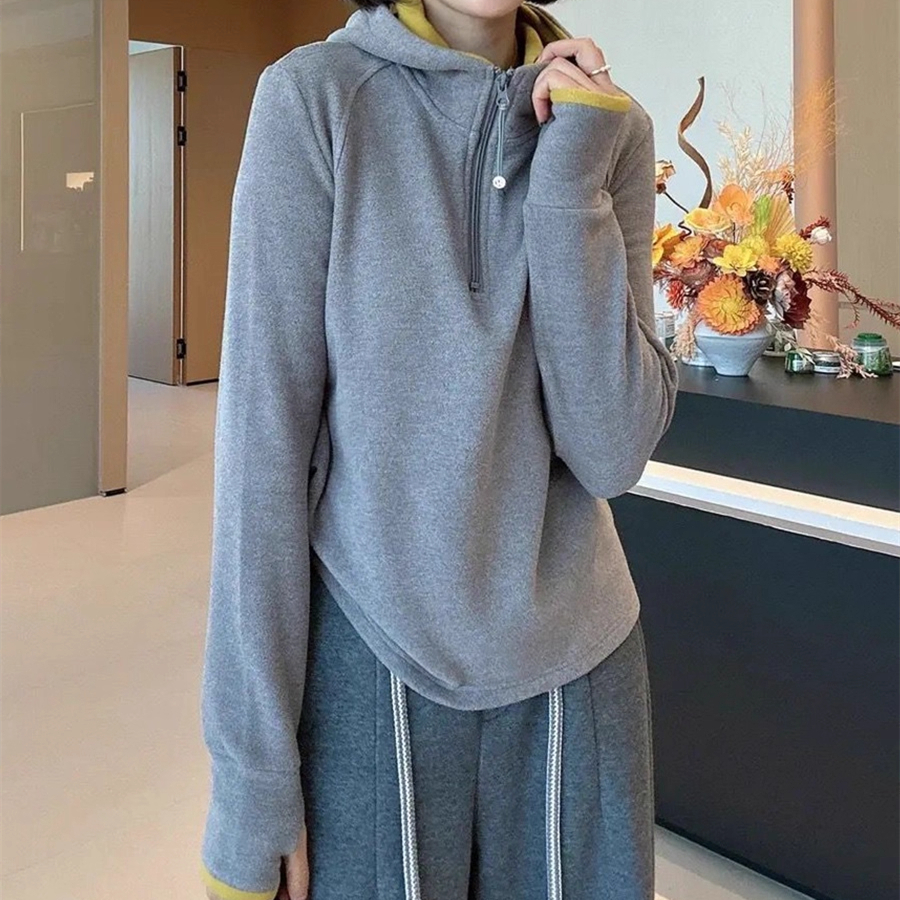 半拉链灰色连帽卫衣女短款2025新款休闲百搭修身显瘦加绒上衣潮冬