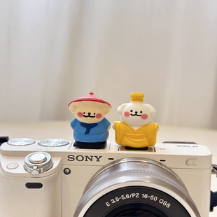 可爱小狗热靴盖 适用索尼ZVE10 尼康z502 佳能r50 富士xt30三代