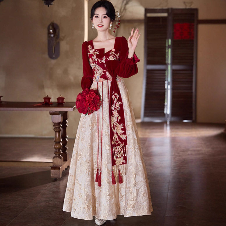 长袖敬酒服新娘2025新款冬季订婚礼服裙大码胖mm显瘦新中式回门服