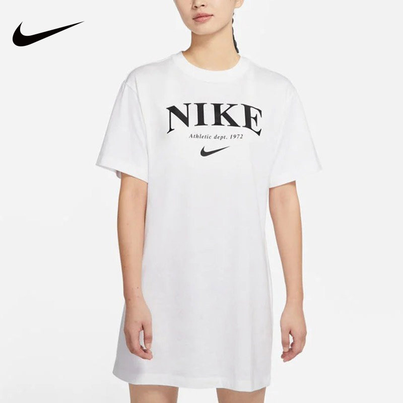 长款Nike耐克圆领连衣裙