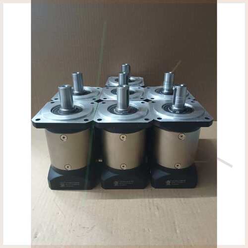议价750w精密行星减速机:速比1:20∥LRF80一L2一20