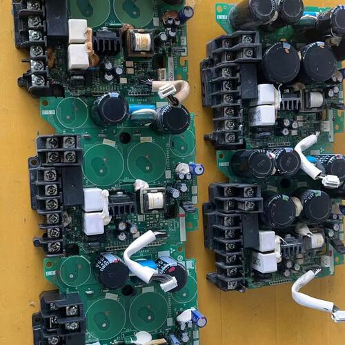 品BC186A824G53BC186A824G53 E74MA0.4100BC186A824G53 E74MA0.4
