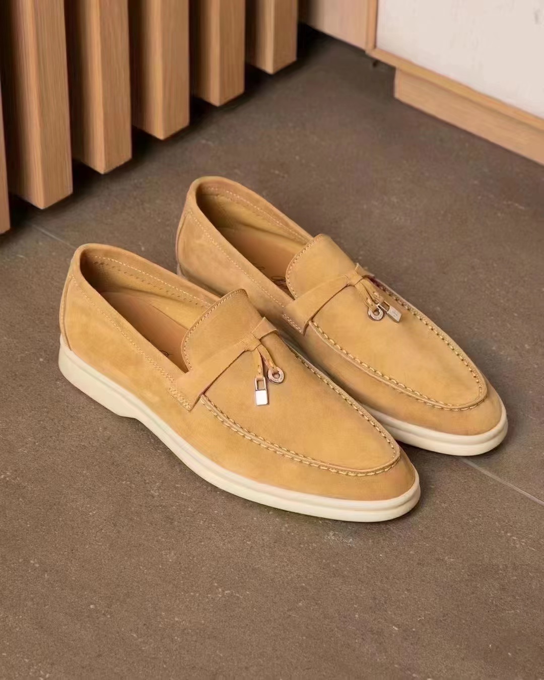 乐福鞋女工厂真皮软底休闲春秋单鞋男 情侣通勤鞋