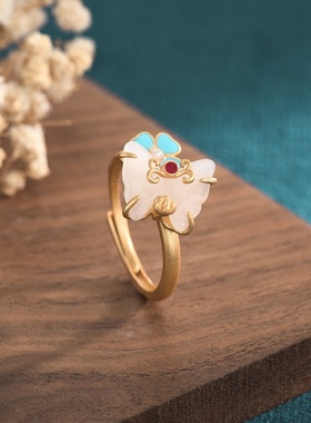 创意设计感宫廷风设计景泰蓝珐琅彩蝴蝶白玉戒指网红主播带货同款