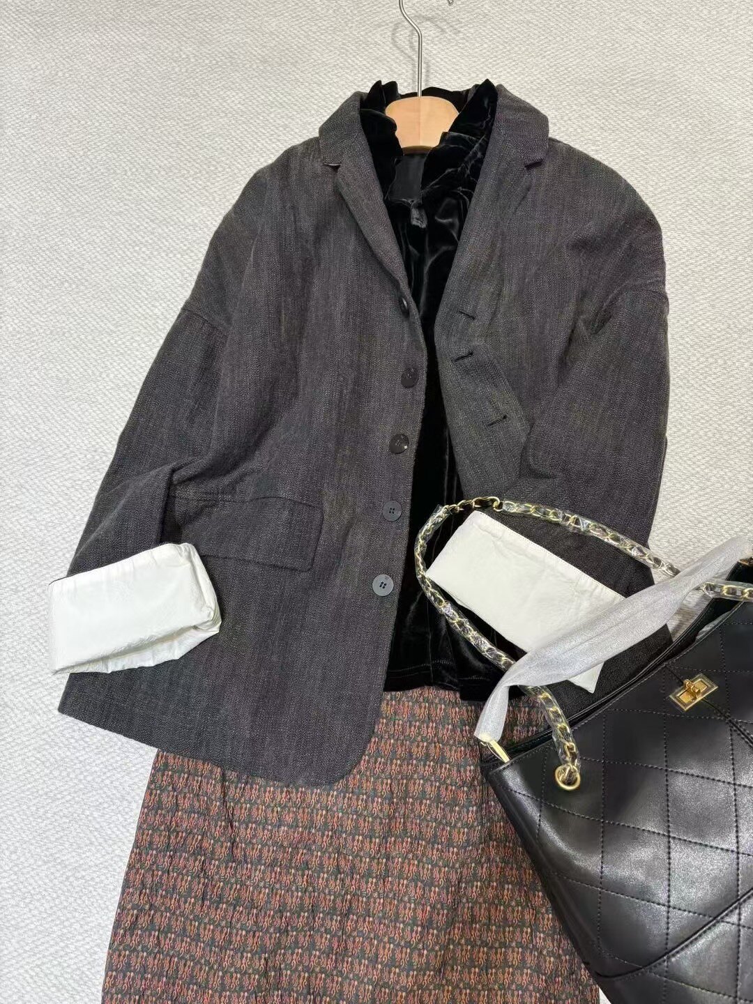 私信询价 秋季新款小众设计感衬衫上衣外套皮衣半裙裤装长裤0906