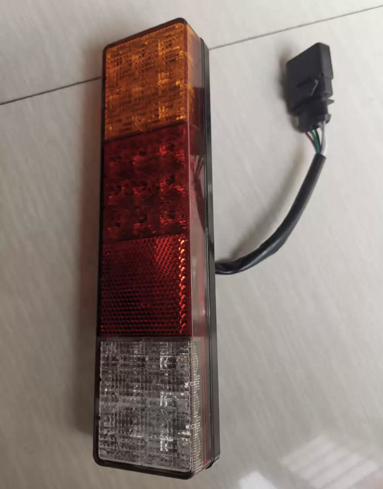 永恒力叉车EFGMC平衡重LED三色后尾灯刹车灯转向灯倒车灯51864930