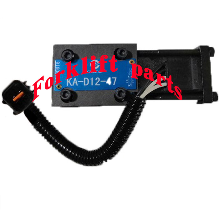 小松叉车波箱24V档位电磁阀