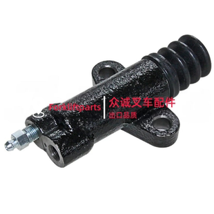 尼桑日产叉车配件FD20-30离合器分泵30620-FJ100