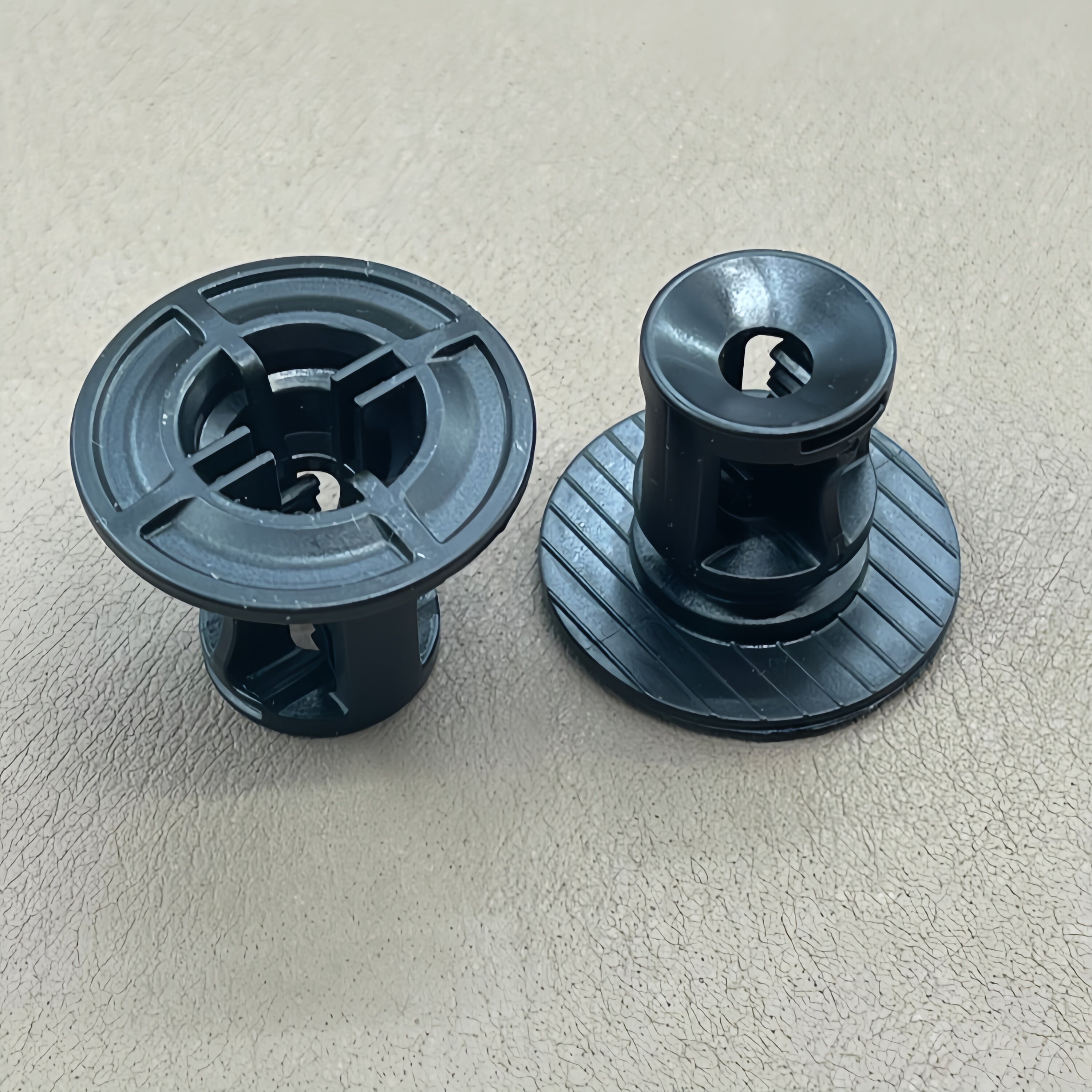 适用于丰田RAV4荣放逸致卡罗拉雷凌底盘护板卡扣车身下底护板卡子