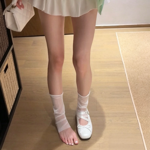 miu系白色超薄半脚掌袜套夏季