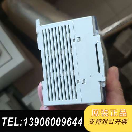 信捷XC2-32R-C，看上带走需问价