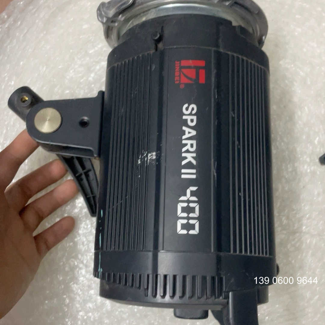 金贝SPARK II 400W影室闪光灯，，没灯泡需问价