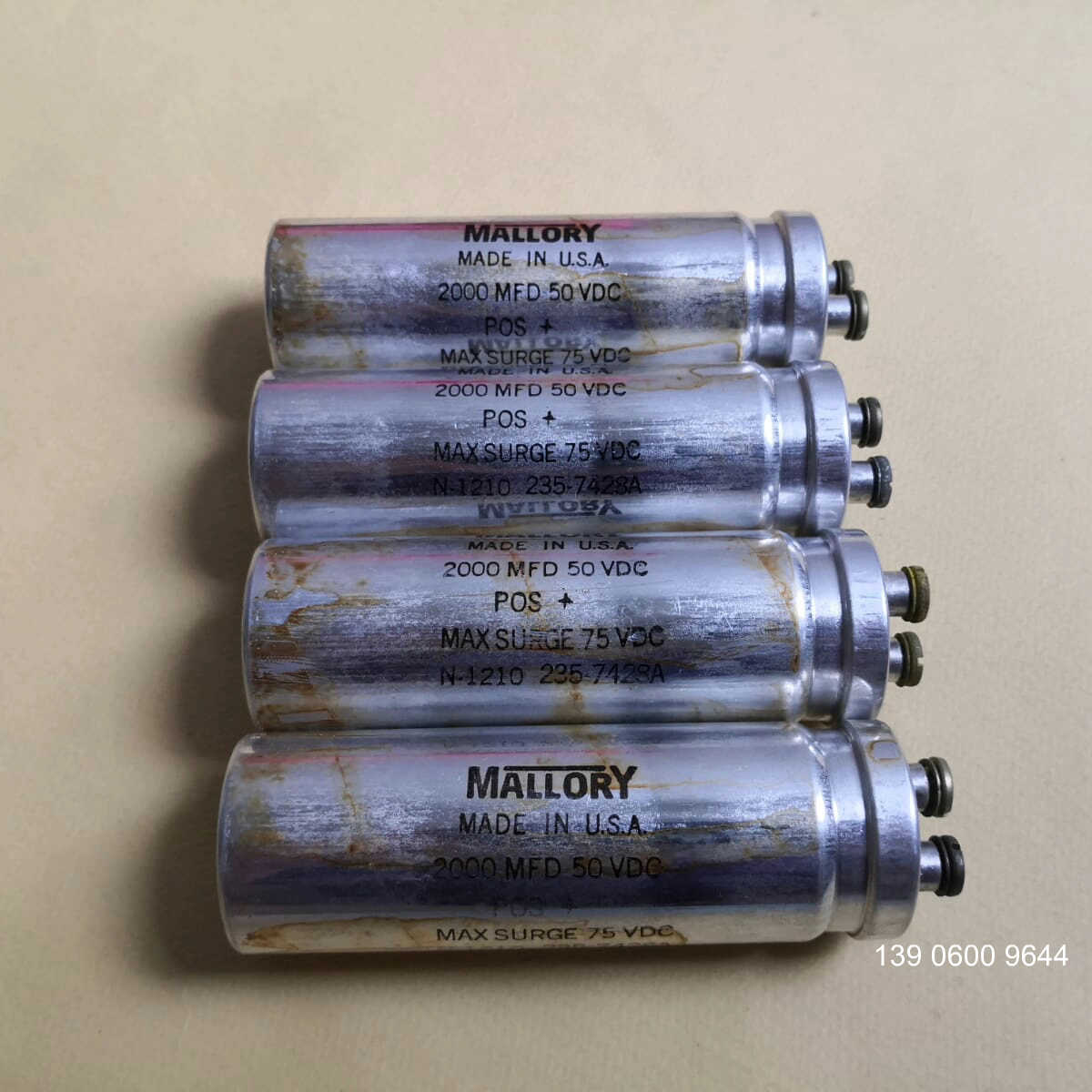 旧裝MALLORY 50V 2200MFD电容一四支表需问价